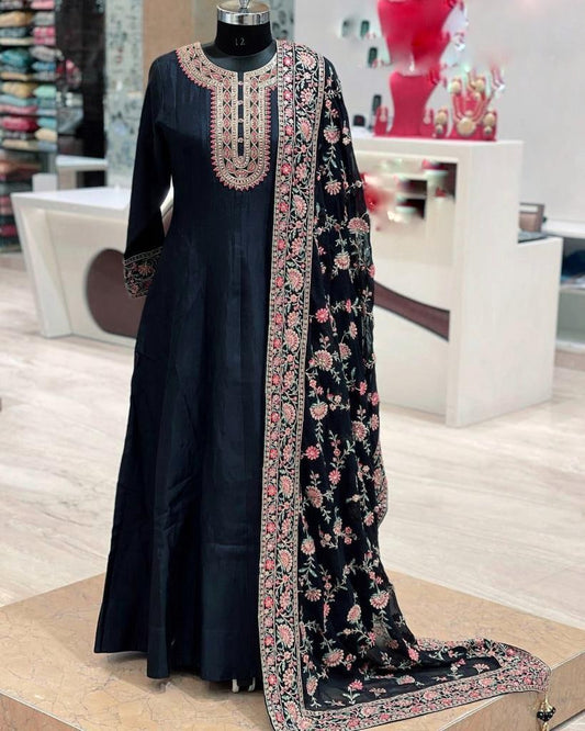 Black Color Party Wear Gown For Girls