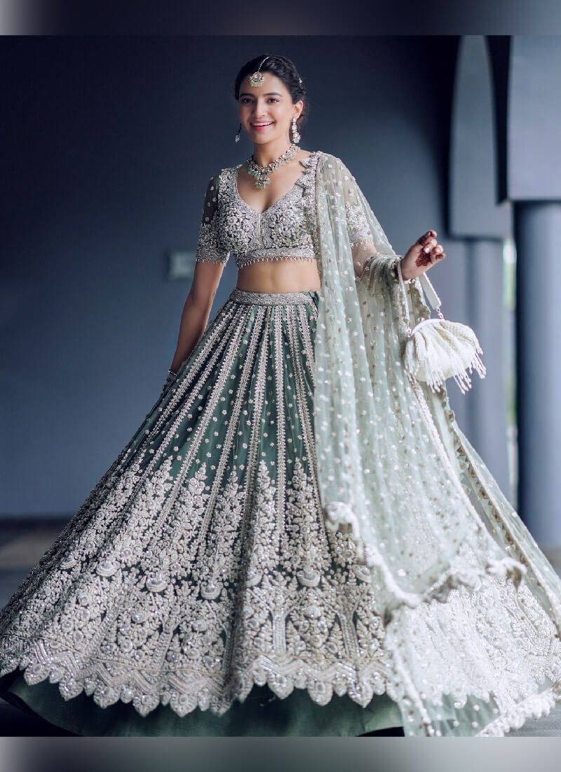 Heavy Designer Net Chain Sttich Work Lehenga Choli