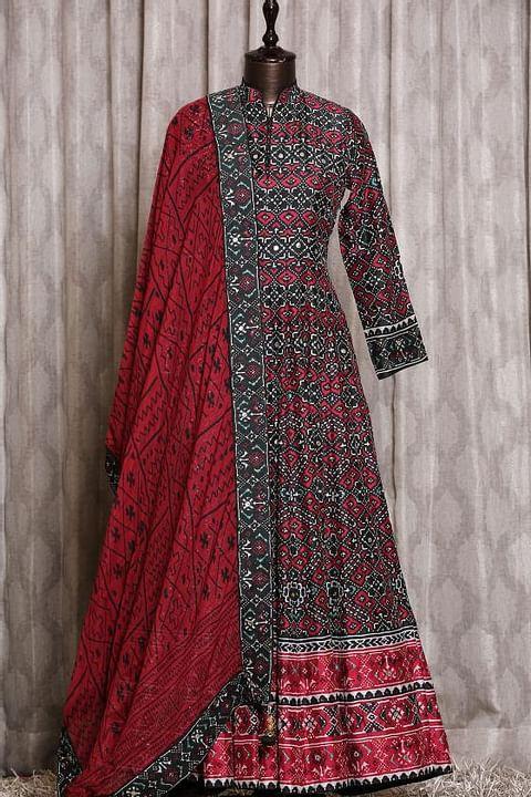 Beautiful Black Color Attractive Heavy Printed Occasion Wear Gown