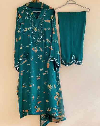 Green Arrival Elegant Look Occasion Wear Kurti Pent